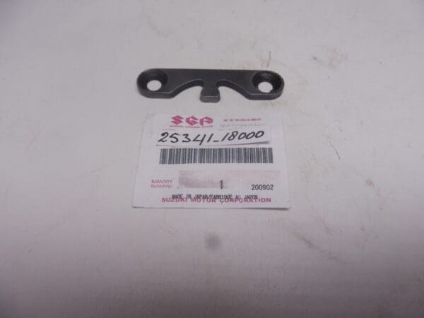 25341-18000 Guide shim cam Suzuki 2 strokes 1967 till 1977