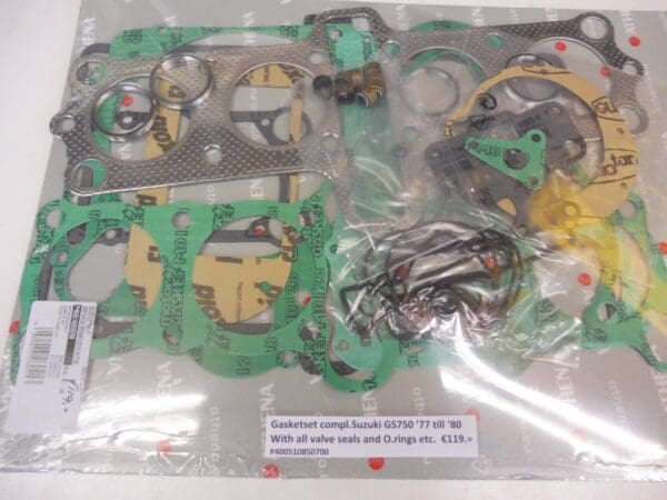 Gasketset compl.with all valve seals and O.rings Suzuki GS750 '77 till 80