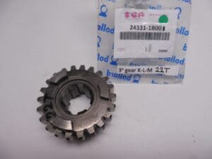 24331-18001 Gear 3e drive 22t Suzuki TT350 1968 and later