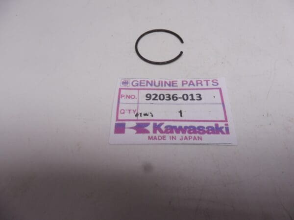 92036-013 Circlip crankshaft Kaw.S1-2-3 250/3-350/3-400/3 cil.'s