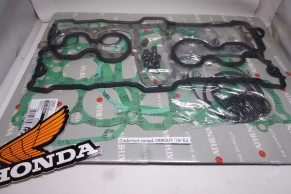 Gasketset complete with all valve seals and O.rings Honda CB900 '79 till '83