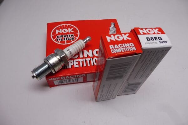 Sparkplug NGK racing B8EG 14mm long new