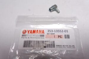 353-13552-01 Nozzle oilpomp Yamaha 2 stroke bikes new