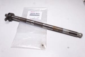 26210-15001 Shaft kickstart Suzuki T/GT500 New