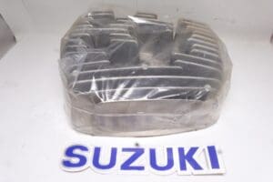 11112-15601 Head cilinder L.H. Suzuki T/GT500 used but perfect '72 and later