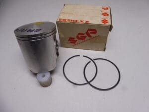 12110-14100 Piston assy compl.with rings std 54mm Suzuki RM125X  original new