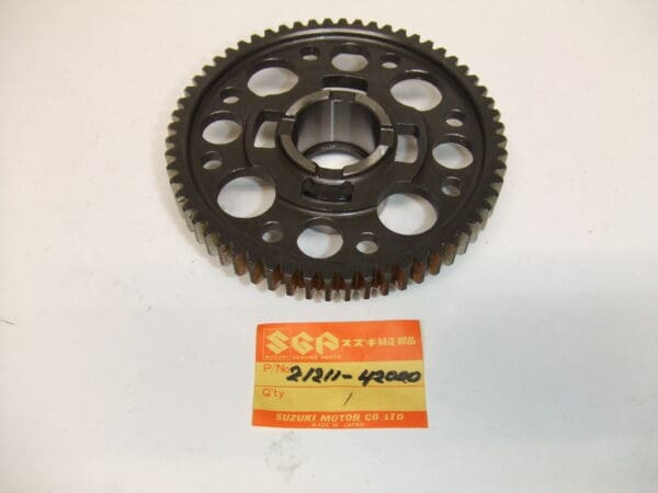 Suzuki - 21211-42000 - RG500 - Transmission