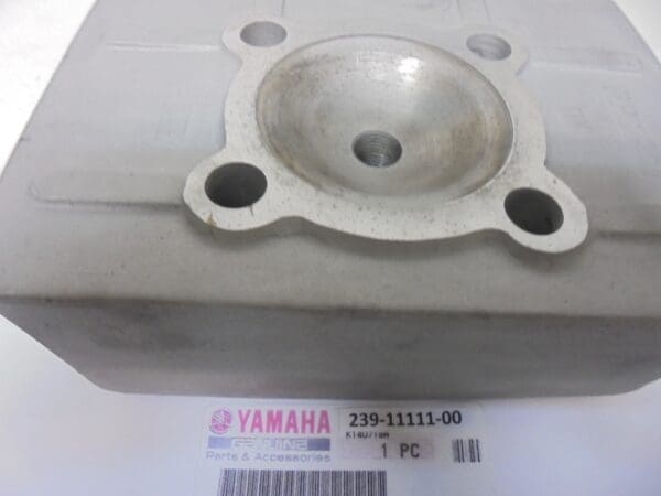 Yamaha - 239-11111-00 as new - TR2 - Cylinder