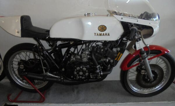 TZ250D road racing bike