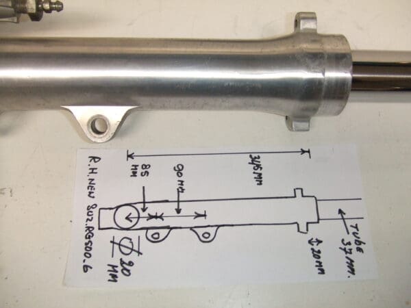 Suzuki - 51103-42020 / 51103-42030_7 - RG500 - Front Fork & Front Fender