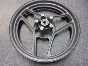 Suzuki - 64111-27A00-291_1 - GSXR750 - Rear Wheel